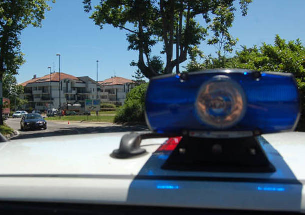 perdita gasolio via don minzoni castellanza polizia locale