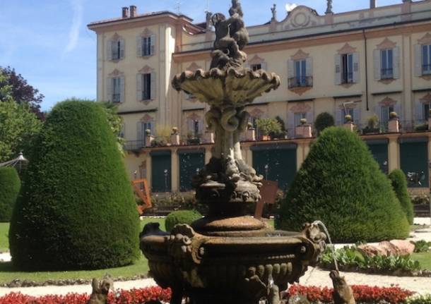 Villa Recalcati, in un giorno di sole (inserita in galleria)