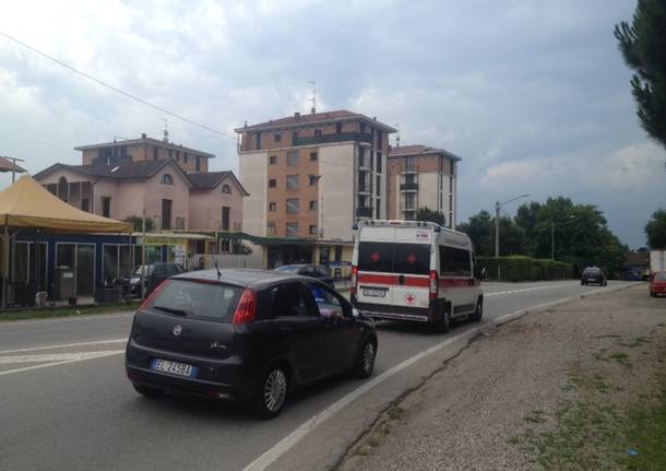 carabinieri ambulanza cassano magnago