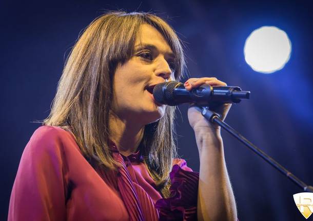 carmen consoli concerto forum assago 2015