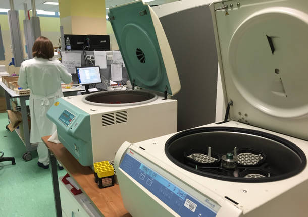 Il nuovo laboratorio analisi dell'ospedale di Varese