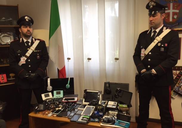 furti smartphone carabinieri malpensa