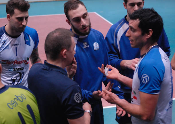 pallavolo saronno timeout