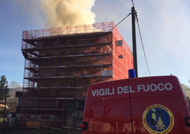 incendio cadrezzate condominio gennaio 2016