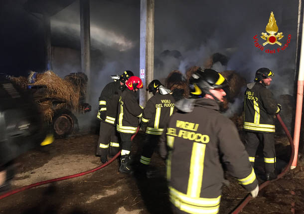 incendio azienda agricola induno olona