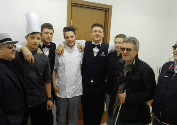 Una cena al buio al castello di Monteruzzo