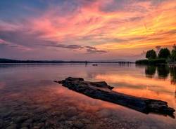 Tramonto sul lago di Varese - foto di Luca Sacchet