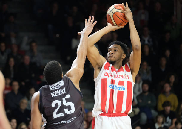 Openjobmetis Varese - Segafredo Bologna 85-90