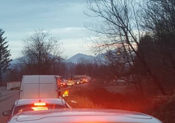 incidente vedano olona 8 gennaio 2018