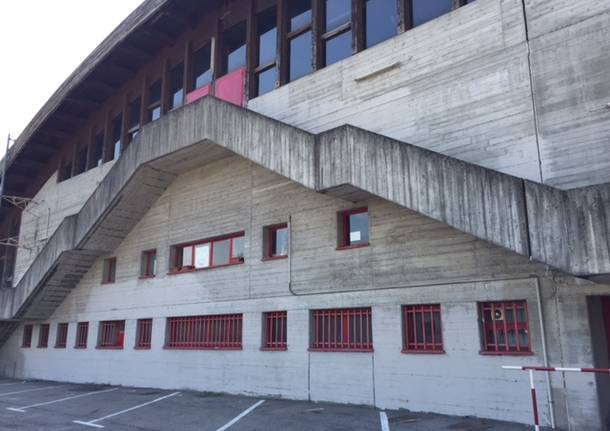 palaghiaccio ripulito dai writers
