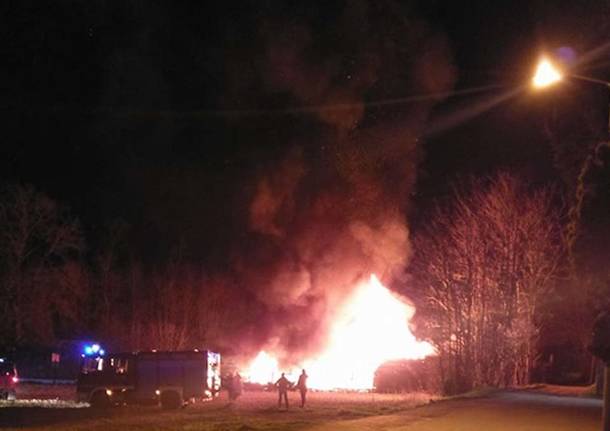 Incendio Vedano Olona