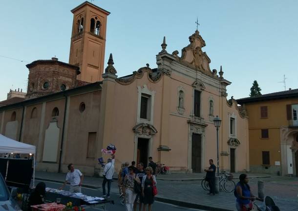 Notte bianca: promossa proposta di gastronomica. Buona la presenza di pubblico
