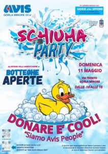 Lo schiuma party di Avis Gorla Minore durante Botteghe Aperte 
