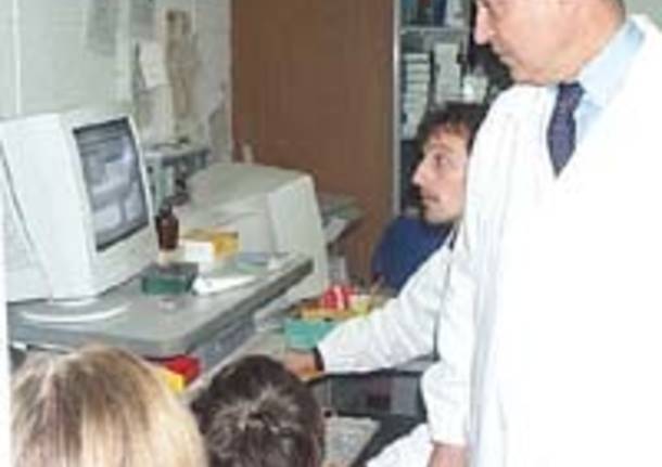 sandro burdo professore medico otorino audiovestibologia visita esame paziente