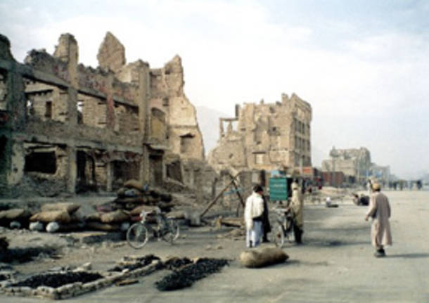 strada macerie guerra kabul afghanistan