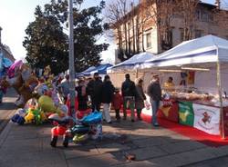 mercatino natale luino