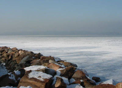 lago Varese ghiacciato