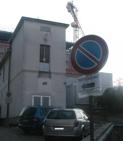 parcheggio ospedale di circolo varese febbraio 2006