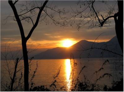 Tramonto sul lago Maggiore