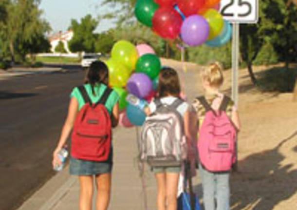 pedibus scuola a piedi