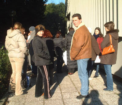Poste Angera immigrati