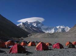 eco hymal patrizia broggi ospedale in tibet pannelli solari