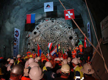 alptransit galleria di base san gottardo caduta diaframma
