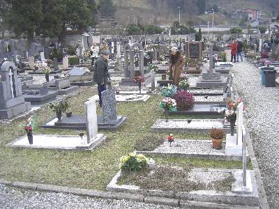 devastazione tombe cimitero voldomino seconda