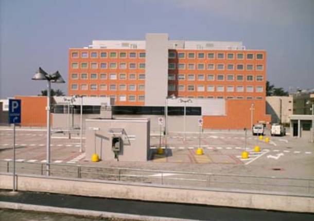 trasloco nuovo ospedale varese monoblocco 29 marzo 2007