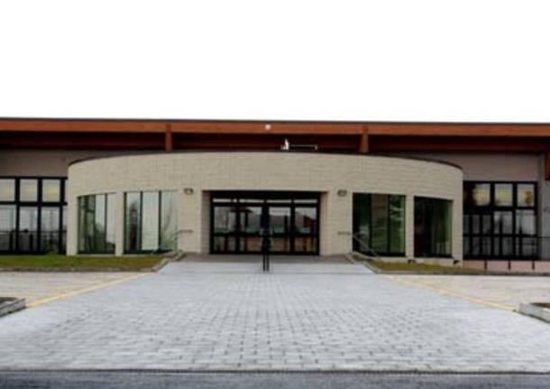 presentazione nuovo palazzetto dello sport malnate