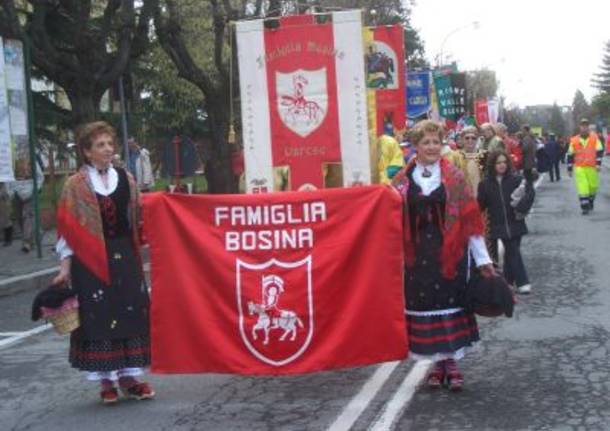 sfilata cerimonia 80 anni Provincia Varese 1-4-2007 famiglia bosina