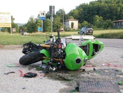 incidente_auto_moto_cassano_valcuvia