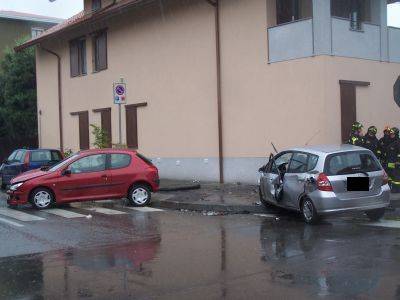 incidente sacconago via cherubini 4-5-2007