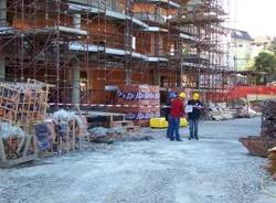 sicurezza lavoro edilizia cantiere palazzo sequestrato busto via firenze 10-5-2007