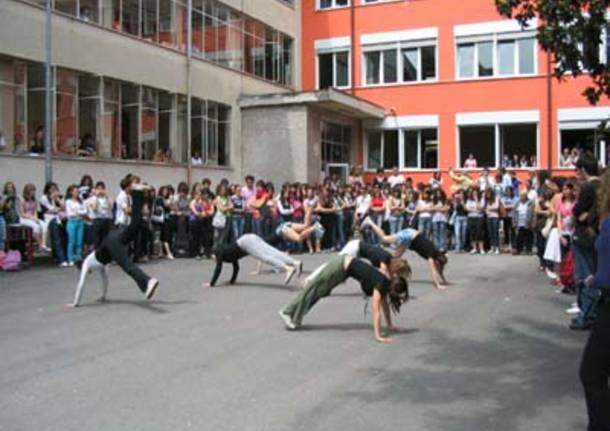 festa fine anno liceo cairoli 2007