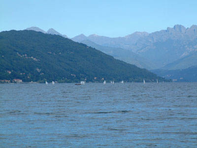 ispra sentiero lungolago lago