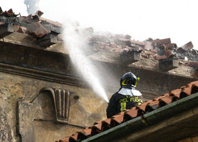 incendio saronno 2007 visconti