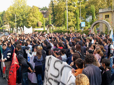 Manifestazione Azione Giovani 12 ottobre