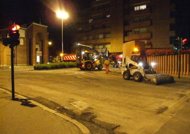 asfaltatura notturna