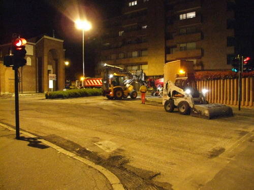 asfaltatura notturna