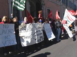 sciopero precari, vigili del fuoco, varese