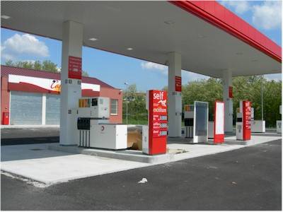 distributore gazzada