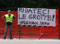 protesta grotte valganna paolo ricciardi