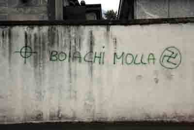scritte fasciste arcisate anpi