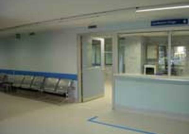 nuovo pronto soccorso busto arsizio ospedale ingresso