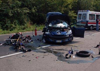 incidente lonate pozzolo moto auto