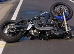 incidente lonate pozzolo moto auto