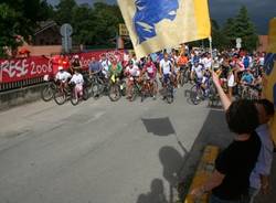 foto partenza manuel tigros pedalata anche io 2008