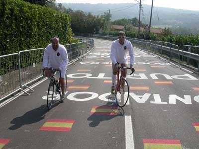 Gli Hic sunt Leones, dal rugby alla bicicletta