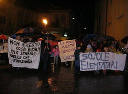 fiaccolata saronno scuole